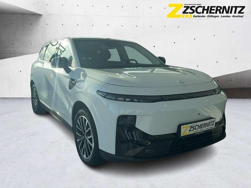 Neu Leapmotor B10 160 kW (218 PS) 2026 Light white SUV