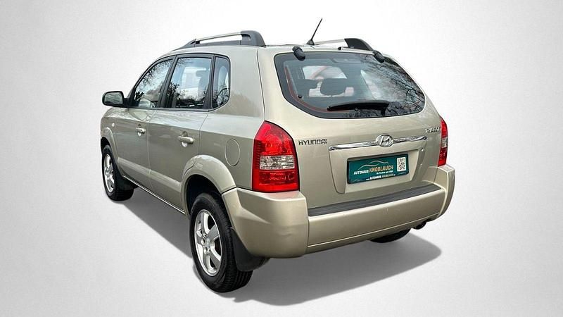 Gebraucht Hyundai Tucson GLS 141 PS (103 kW) 2007 Silber SUV