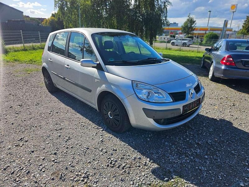 Grau Gebraucht 2006 Renault Scénic II Dynamique Van / Kleinbus | 2.800 € (Fairer Preis) - Bild 1/4