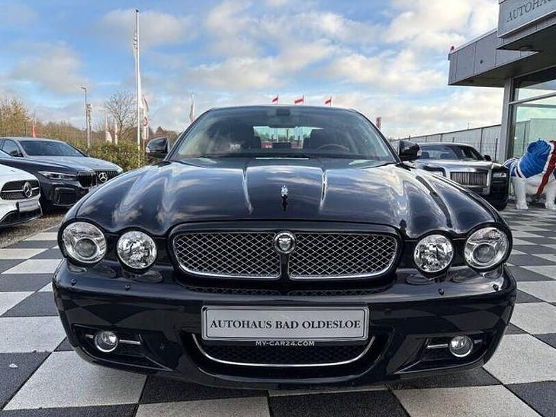 Gebraucht Jaguar XJ Executive 207 PS (152 kW) 2008 Schwarz Limousine
