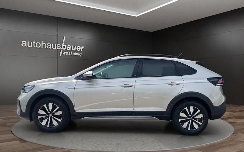 Gebraucht VW Taigo Move 95 PS (69 kW) 2024 Silber / ivory silver (metallic) SUV