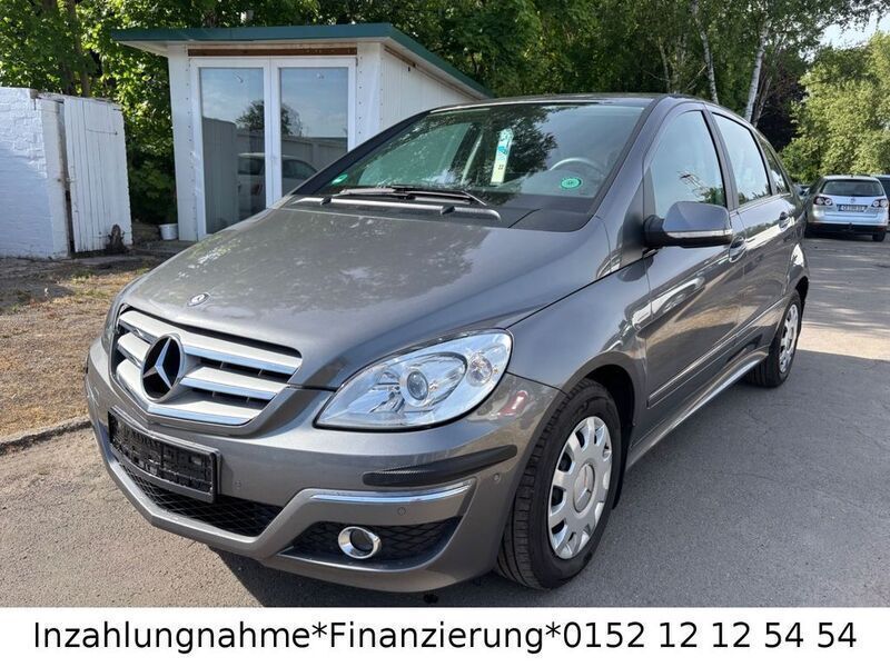 Gebraucht Mercedes B160 95 PS (69 kW) 2011 Grau Van / Kleinbus