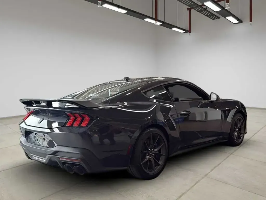 Neu Ford Mustang Dark Horse 454 PS (333 kW) 2026 Blau