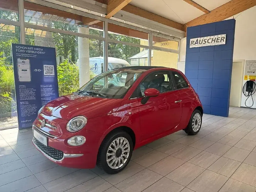 Gebraucht Fiat 500 Dolcevita 69 PS (50 kW) 2023 Rot Cabrio