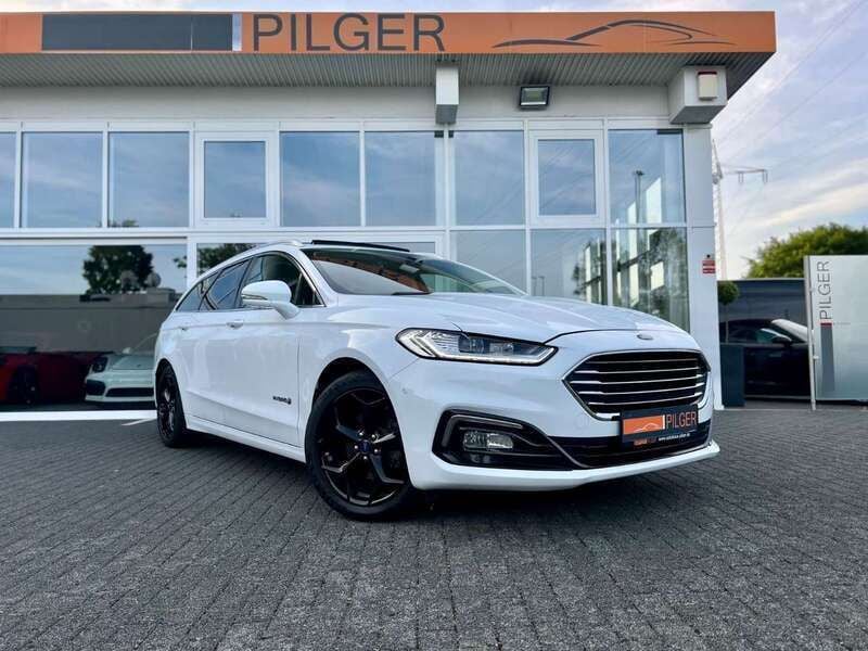 Weiß Gebraucht 2019 Ford Mondeo Kombi | 20.990 € (Teuer) - Bild 1/4