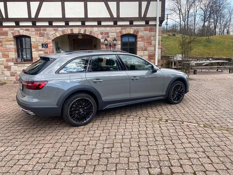 Gebraucht Audi A4 Allroad Ambiente 245 PS (180 kW) 2020 Grau Kombi