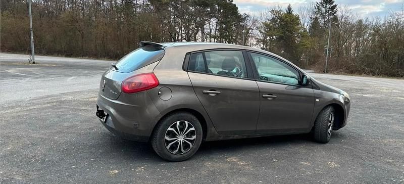 Gebraucht Fiat Bravo 90 PS (66 kW) 2007 Grau Kleinwagen