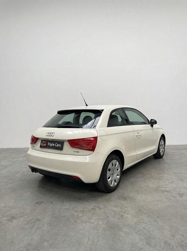 Gebraucht Audi A1 Attraction 86 PS (63 kW) 2011 Weiß Kleinwagen