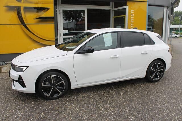 Gebraucht Opel Astra 131 PS (96 kW) 2022 Weiß Kleinwagen
