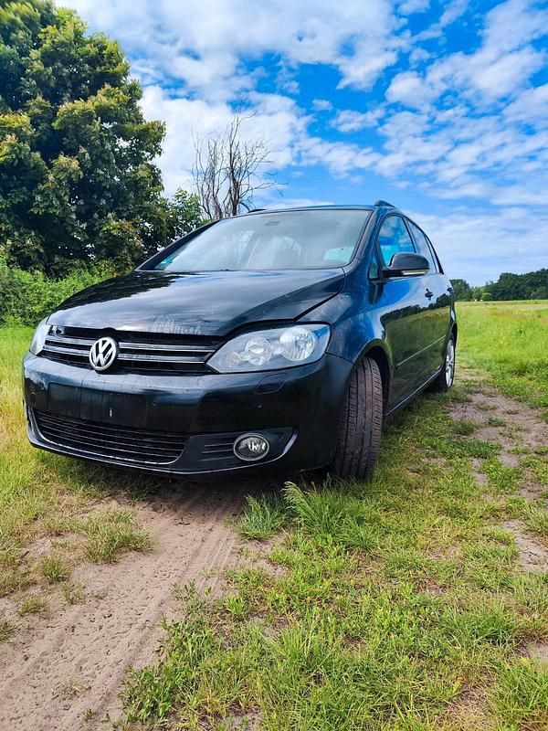 Schwarz Gebraucht 2009 VW Golf Plus Van / Kleinbus | 3.990 € (Guter Preis) - Bild 1/4
