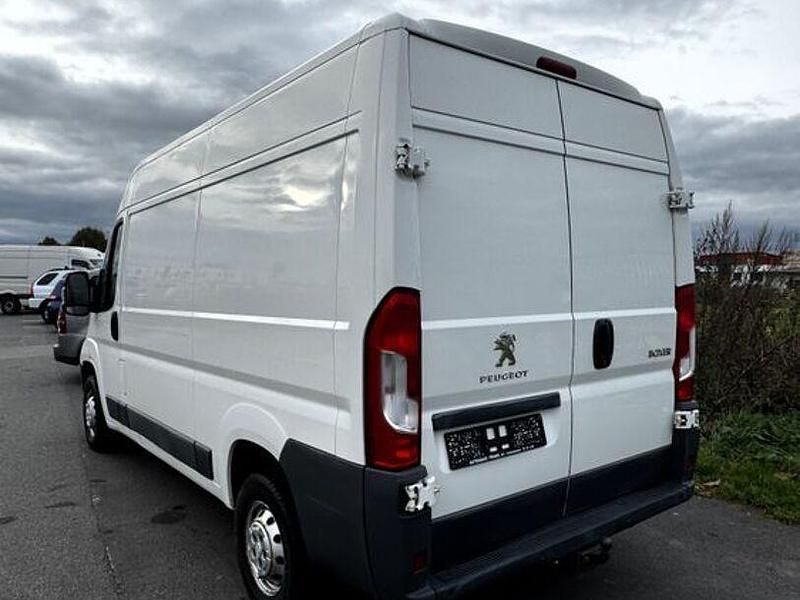 Gebraucht Peugeot Boxer 163 PS (119 kW) 2017 Weiß Van