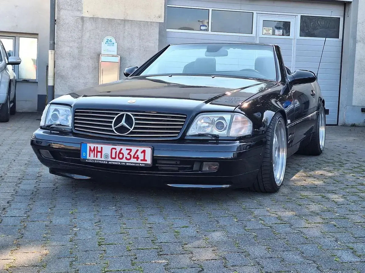 Gebraucht Mercedes SL320 224 PS (164 kW) 1998 Schwarzmet. Cabrio