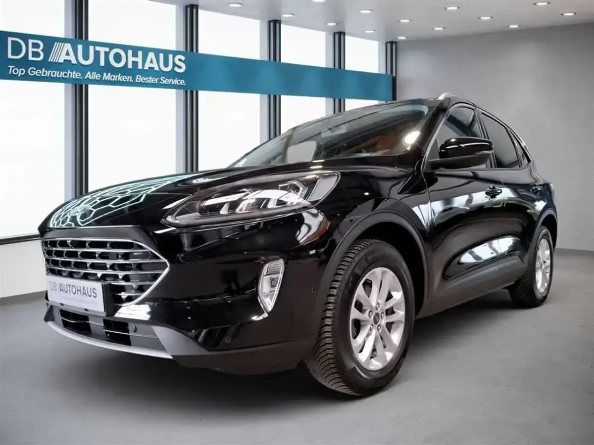 Gebraucht Ford Kuga Titanium 120 PS (88 kW) 2023 SUV