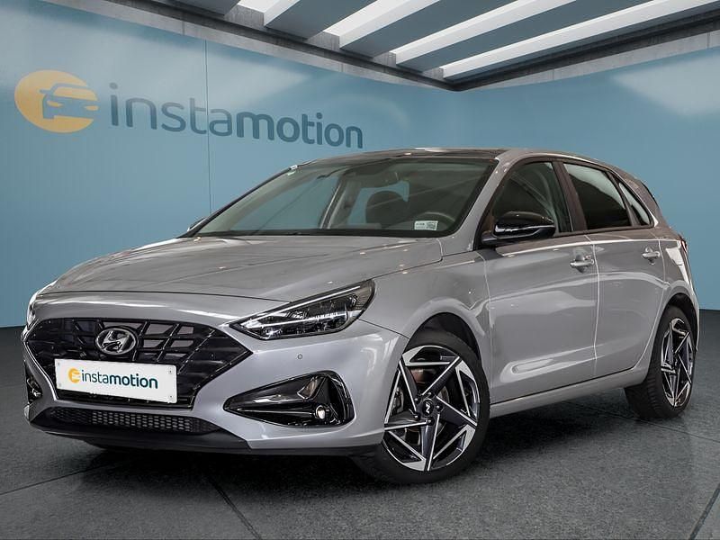 Gebraucht Hyundai i30 160 PS (117 kW) 2021 Silber Kleinwagen