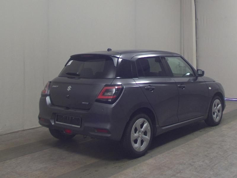 Gebraucht Suzuki Swift 83 PS (61 kW) 2025 Grau Kleinwagen