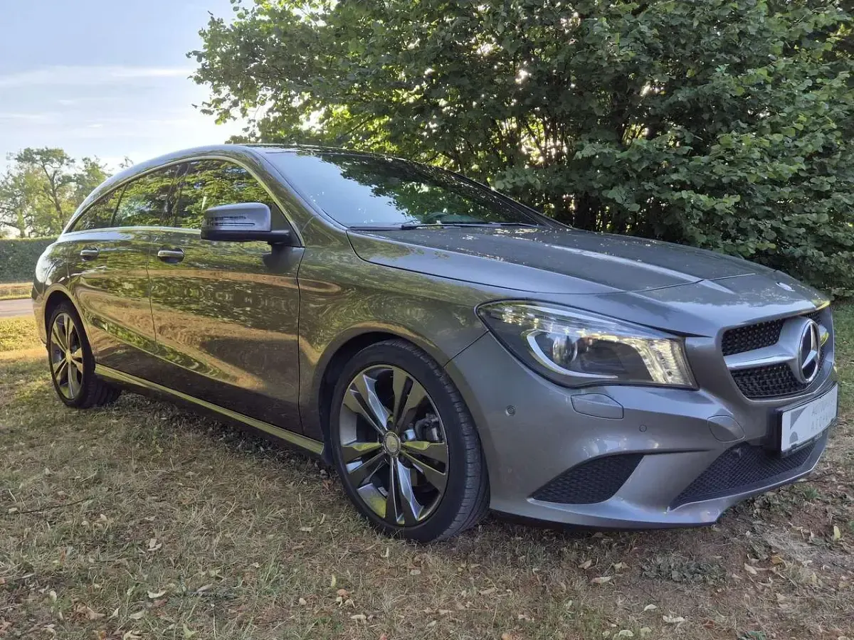 Gebraucht Mercedes CLA180 122 PS (89 kW) 2015 Mountaingrau  met. Coupé