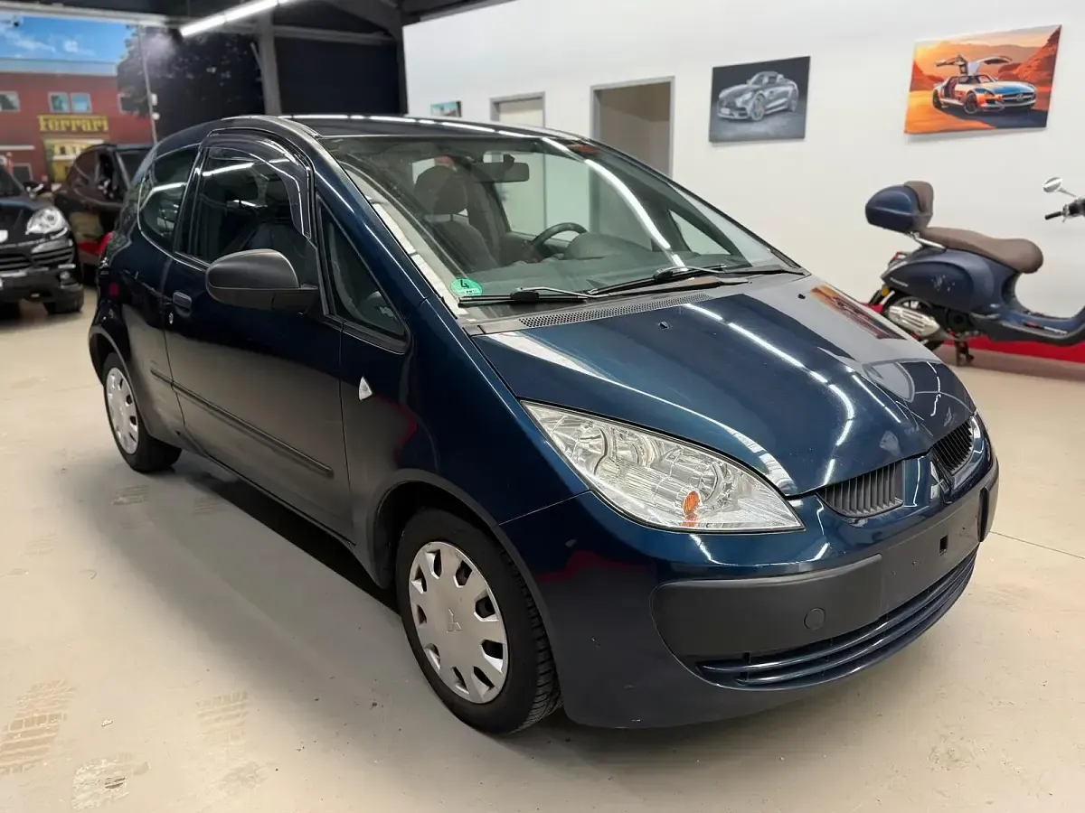 Gebraucht Mitsubishi Colt Inform 75 PS (55 kW) 2008 Blau Kleinwagen