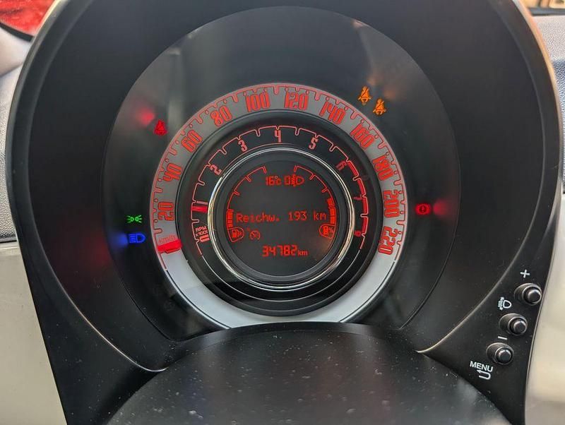 Gebraucht Fiat 500 71 PS (52 kW) 2024 Weiß Kleinwagen