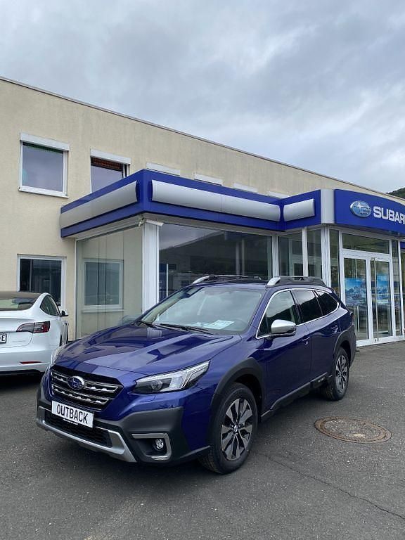 Neu Subaru Outback Platinum 169 PS (124 kW) 2025 Blau SUV