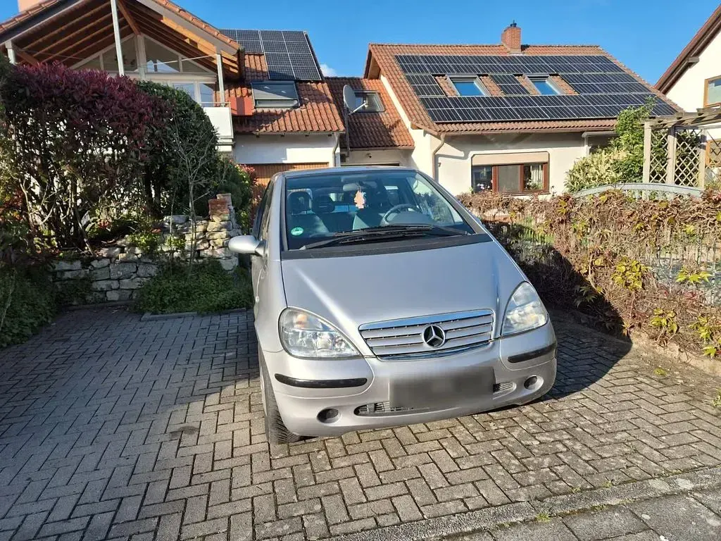 Gebraucht Mercedes A190 Elegance 125 PS (91 kW) 2000 Silber Kleinwagen