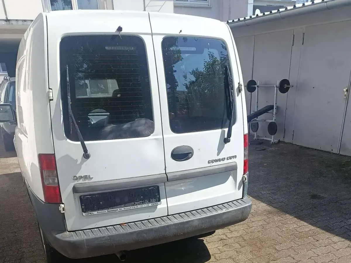 Gebraucht Opel Combo Business 75 PS (55 kW) 2010 Weiß Van / Kleinbus