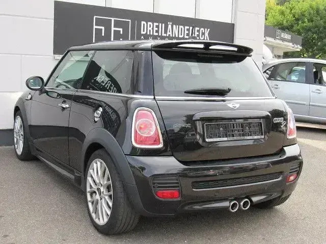 Gebraucht Mini Cooper SD 143 PS (105 kW) 2014 Schwarz Kleinwagen