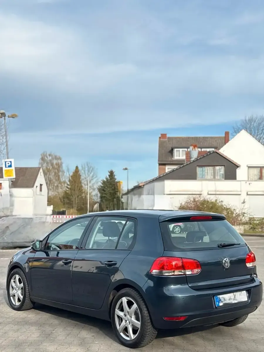 Gebraucht VW Golf VI 2010 Blau Kleinwagen