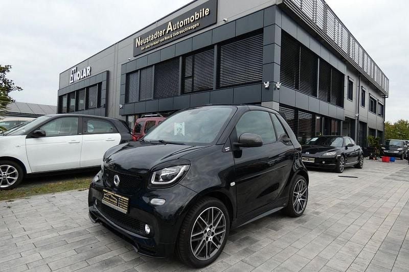 Schwarz Gebraucht 2017 Smart ForTwo Cabrio Brabus Cabrio | 14.750 € (Fairer Preis) - Bild 1/4