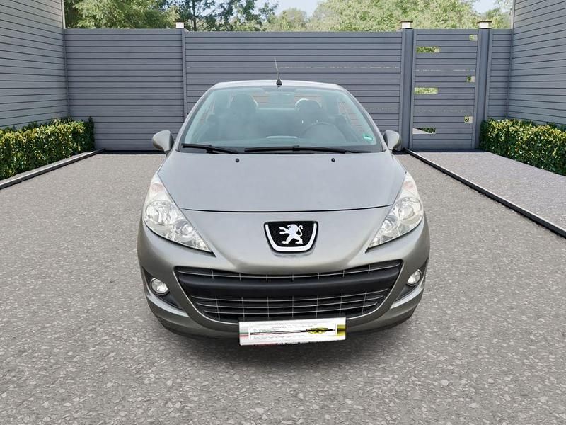 Gebraucht Peugeot 207 CC Platinum 120 PS (88 kW) 2011 Grau Cabrio