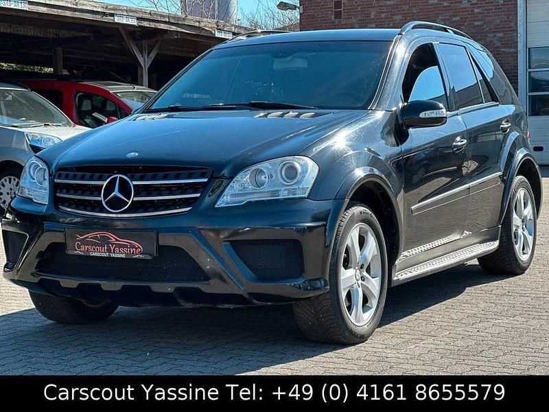 Gebraucht Mercedes ML320 224 PS (164 kW) 2007 Schwarz SUV