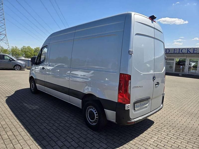 Gebraucht Mercedes Sprinter 143 PS (105 kW) 2020 Iridiumsilber Van