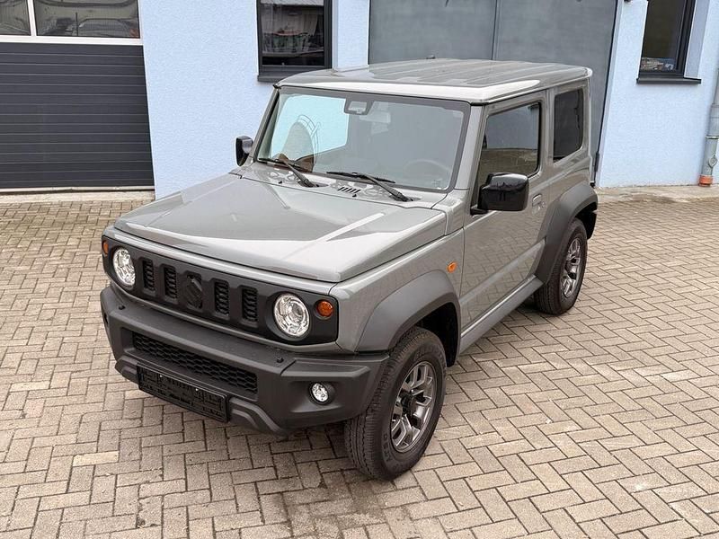 Gebraucht Suzuki Jimny 102 PS (75 kW) 2024 Grau SUV