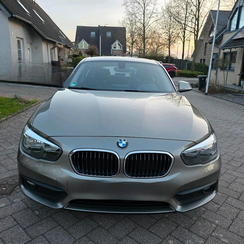 Gebraucht BMW 116 Efficient Dynamics 116 PS (85 kW) 2016 Silber Kleinwagen