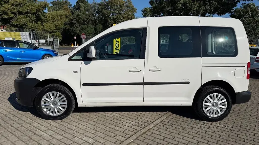 Gebraucht VW Caddy Team 102 PS (75 kW) 2015 Weiß Van / Kleinbus