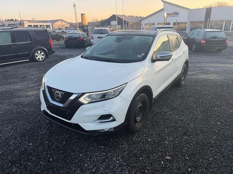Weiß Gebraucht 2017 Nissan Qashqai Tekna+ SUV | 9.600 € (Guter Preis) - Bild 1/4