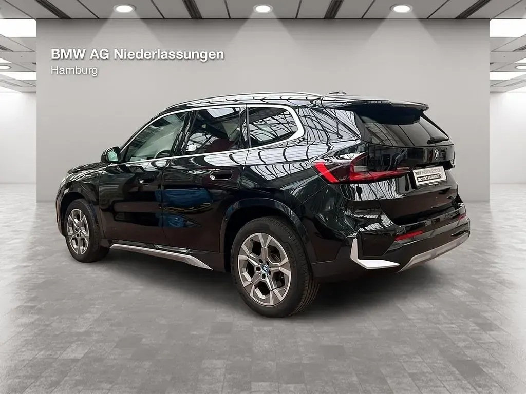 Gebraucht BMW X1 Sport Line 150 PS (110 kW) 2023 Schwarz SUV