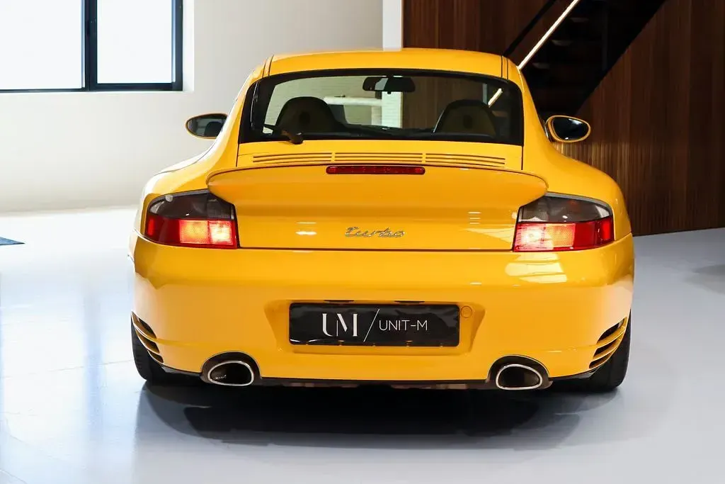 Gebraucht Porsche 996 420 PS (308 kW) 2000 Gelb