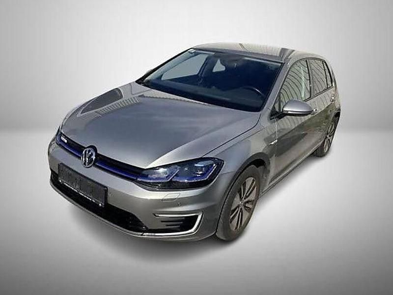 Silver metallic Gebraucht 2020 VW e-Golf Kleinwagen | 17.999 € (Etwas zu teuer) - Bild 1/3