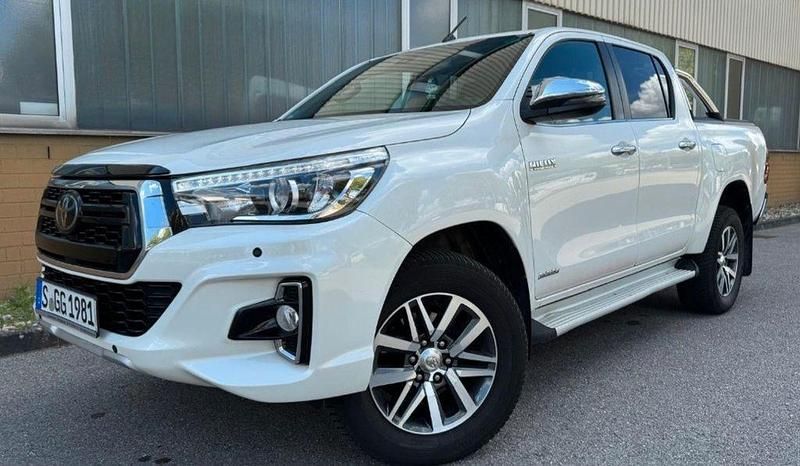 Weiß Gebraucht 2020 Toyota HiLux Abholung | 29.999 € (Guter Preis) - Bild 1/4