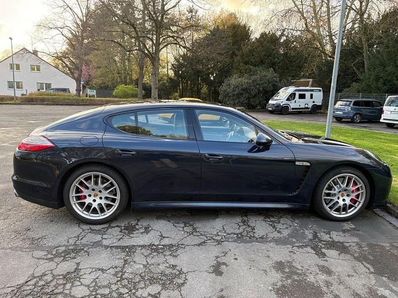 Gebraucht Porsche Panamera Turbo 500 PS (367 kW) 2011 Blau Limousine