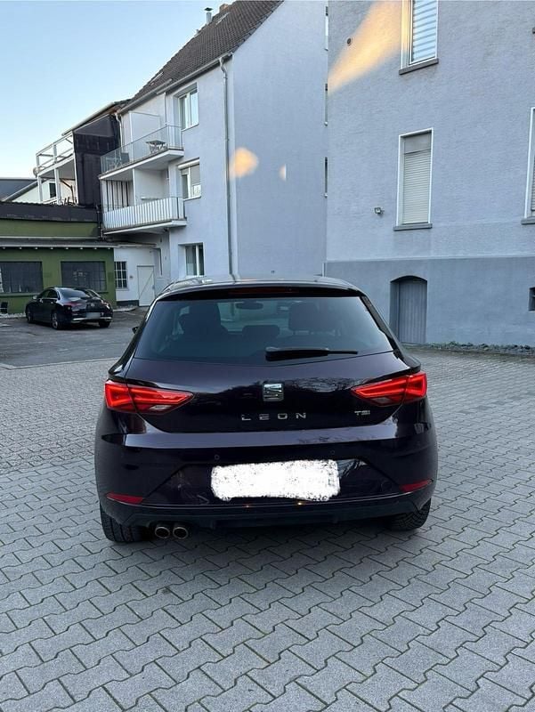 Gebraucht Seat Leon 125 PS (91 kW) 2017 Violet Limousine