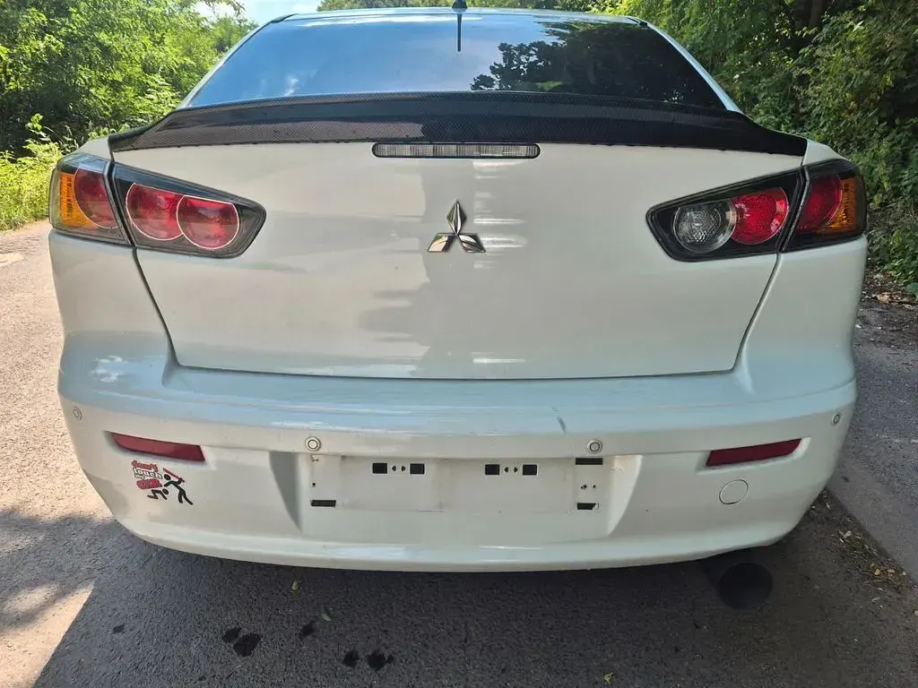 Gebraucht Mitsubishi Lancer Basis 117 PS (86 kW) 2017 Weiß Limousine