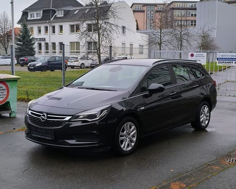 Schwarz Gebraucht 2016 Opel Astra Edition Kombi | 5.999 € (Teuer) - Bild 1/4
