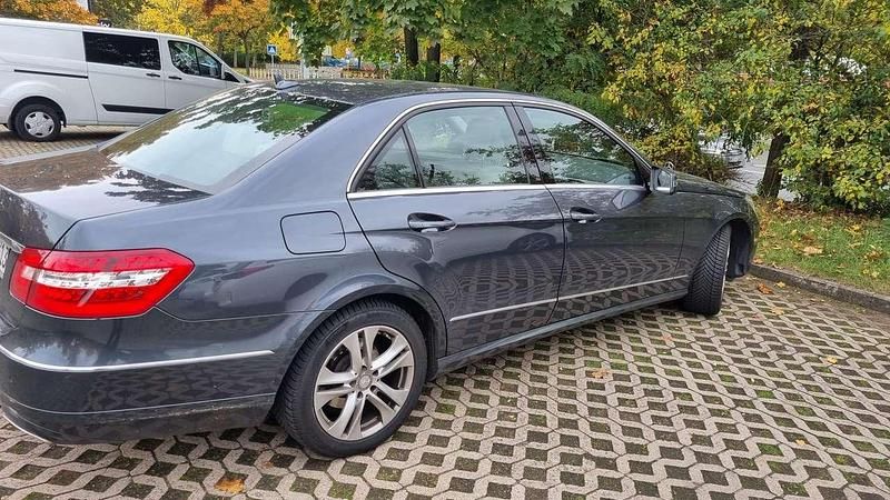 Gebraucht Mercedes 200 136 PS (100 kW) 2012 Limousine