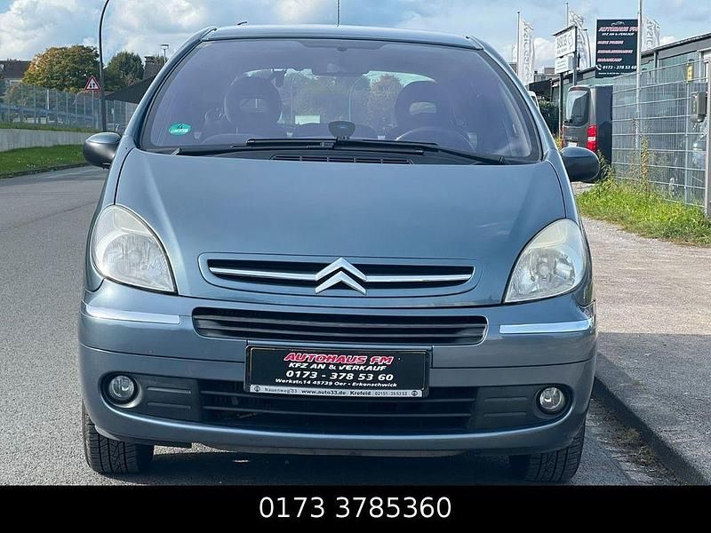 Gebraucht Citroën Xsara 109 PS (80 kW) 2008 Grau Van / Kleinbus