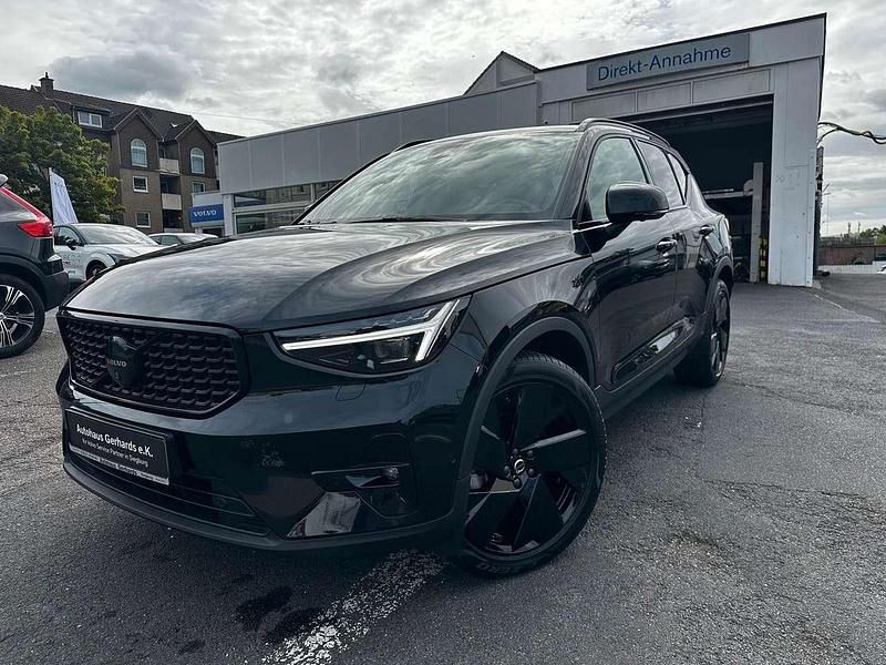 Gebraucht Volvo XC40 Plus 163 PS (119 kW) 2025 Schwarz SUV