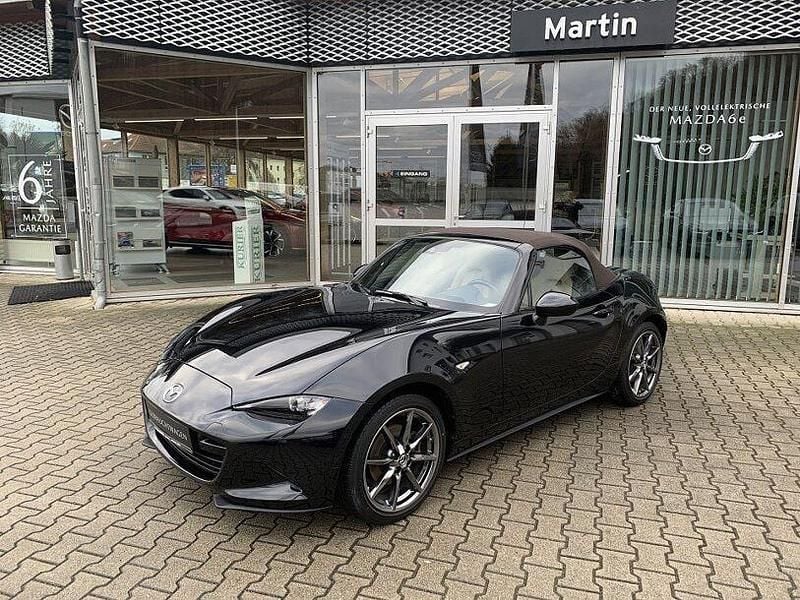 Schwarz Gebraucht 2020 Mazda MX5 Selection Cabrio | 24.590 € (Fairer Preis) - Bild 1/4