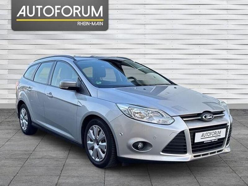 Gebraucht Ford Focus 105 PS (77 kW) 2014 Grau Kombi