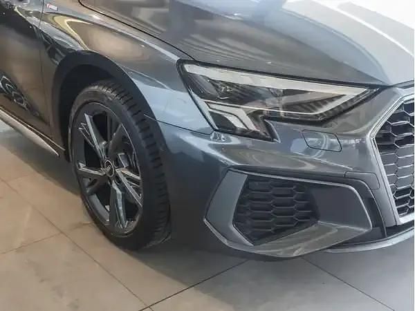 Gebraucht Audi A3 Ambiente 204 PS (150 kW) 2023 Daytonagrau perleffekt Limousine