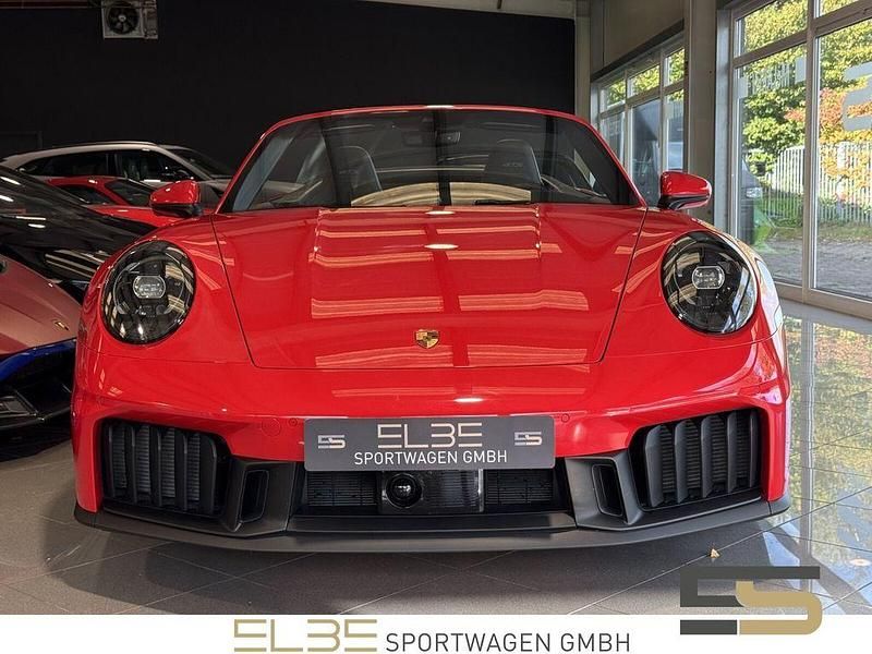 Gebraucht Porsche 911 541 PS (397 kW) 2025 Rot Cabrio